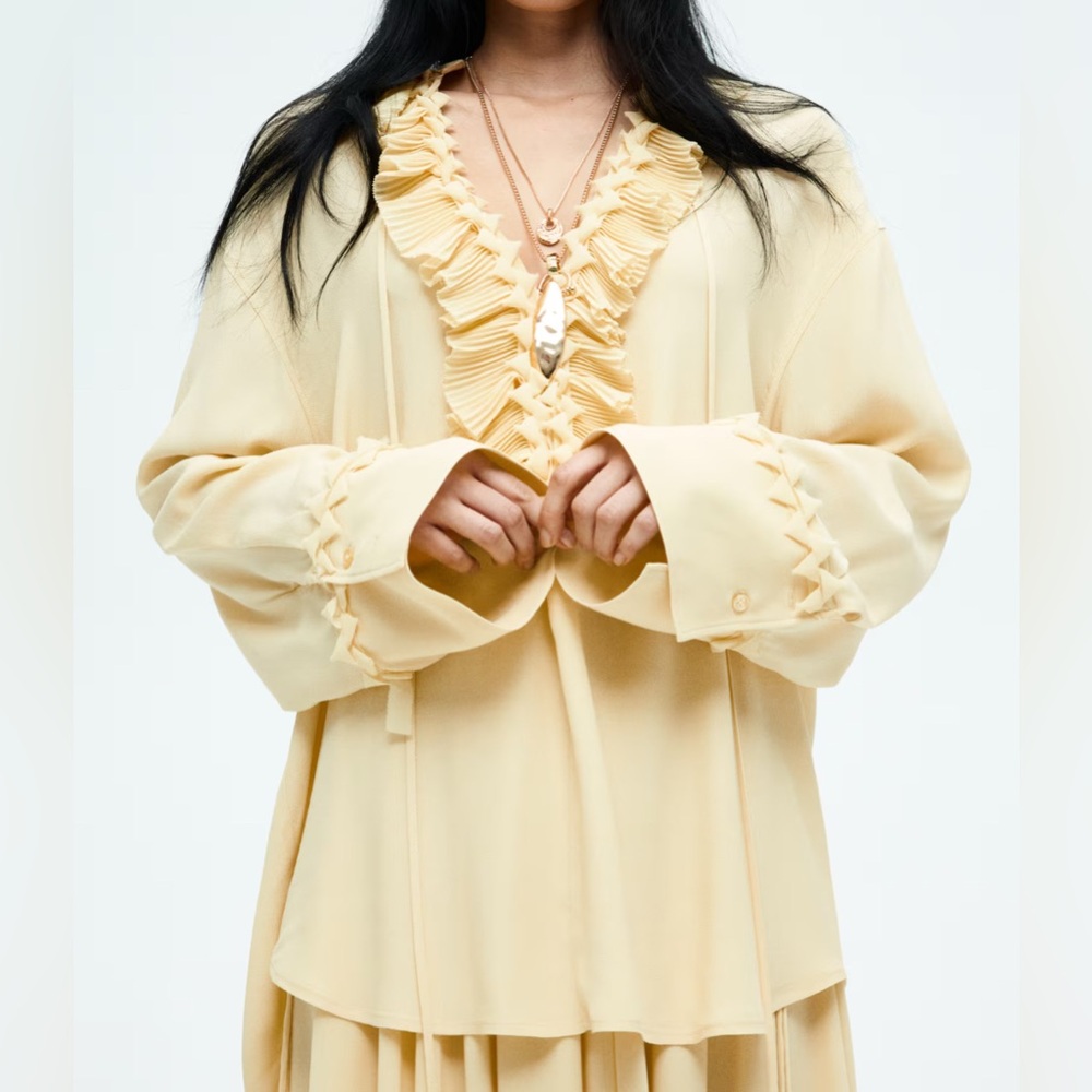 H&M Ruffled Tunic - Picture 2 of 7